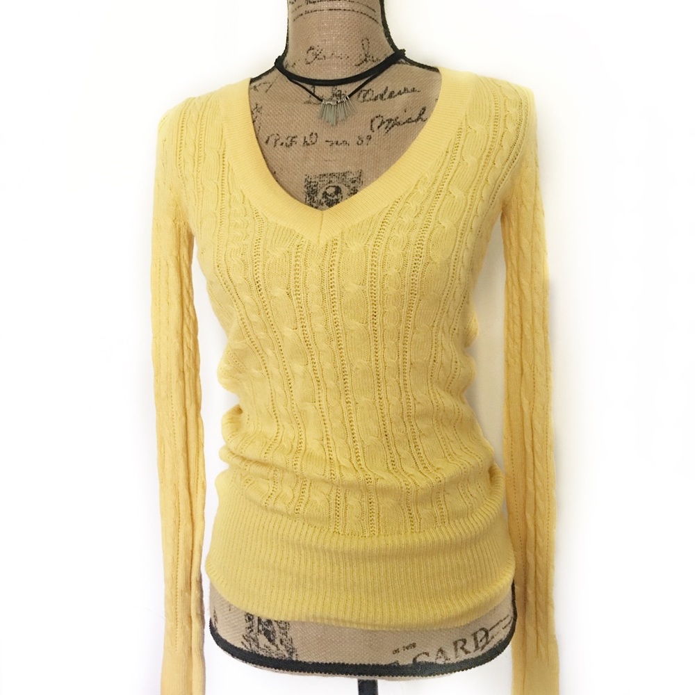 AE Cable Knit Sweater - Picture 2 of 5