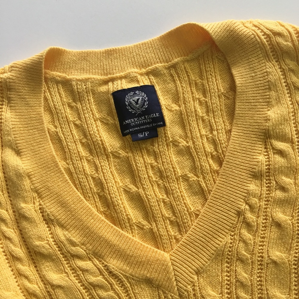 AE Cable Knit Sweater - Picture 5 of 5