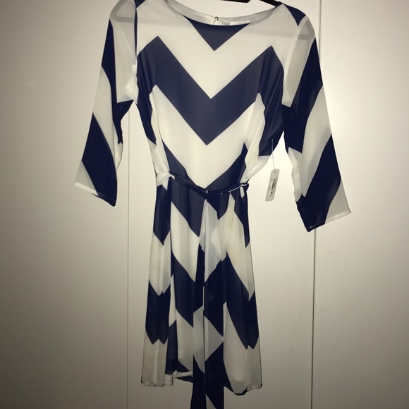 NWT Size small blue and white dress with tie - Picture 1 of 3