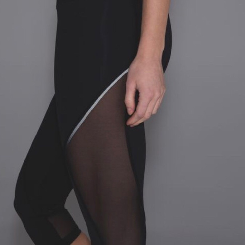 Lululemon Run With The Sun Crop