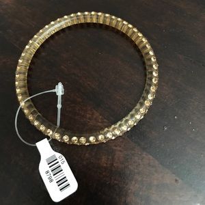 NWT Gold stud and Clear Bangle