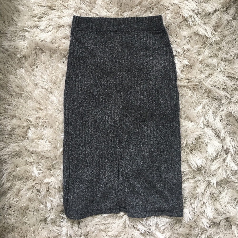 Aritzia Gray Heather Skirt