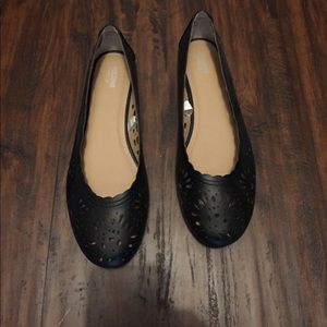 Mossimo Black Laser cut Flats