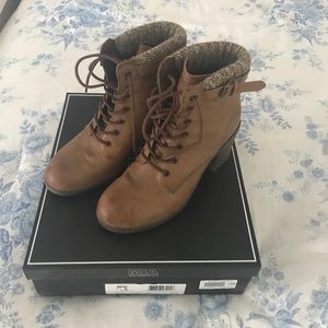 Modcloth Mia Fall Boots with heel size 8