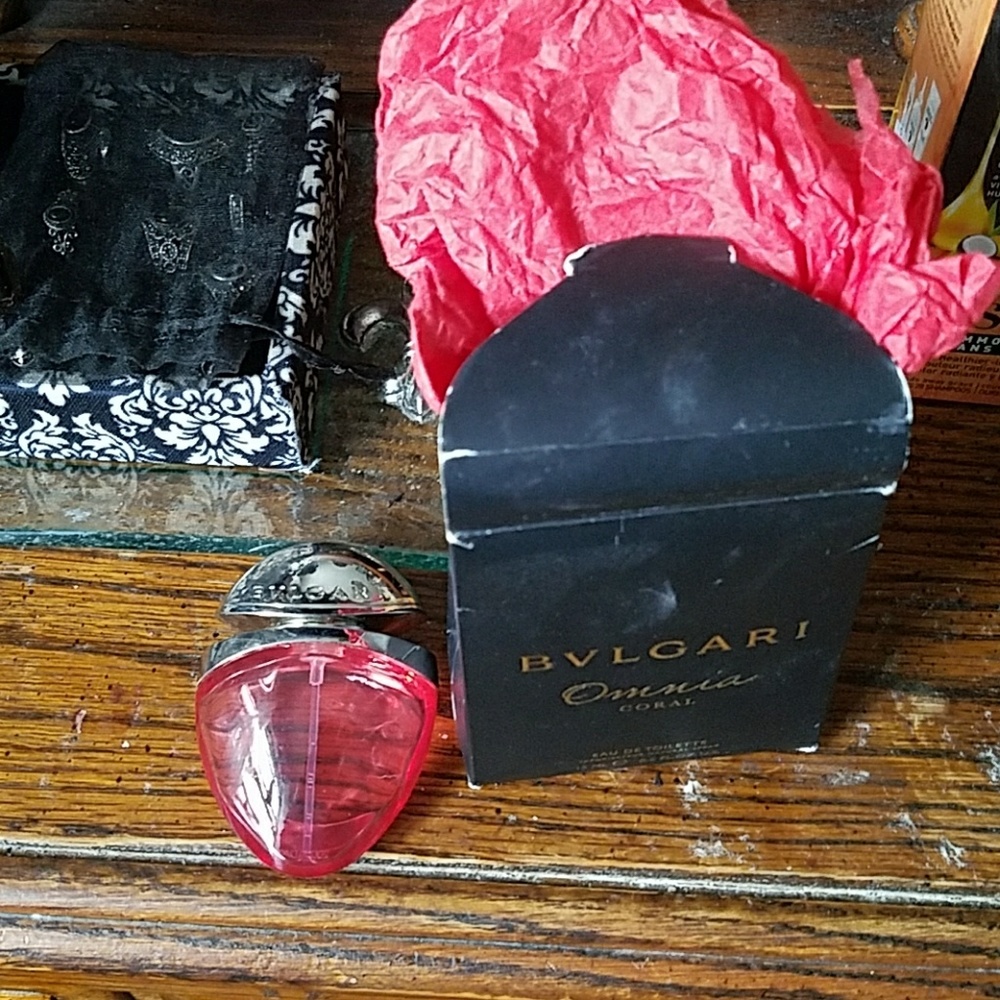Empty Bvlgari Omnia Coral Parfum Bottle