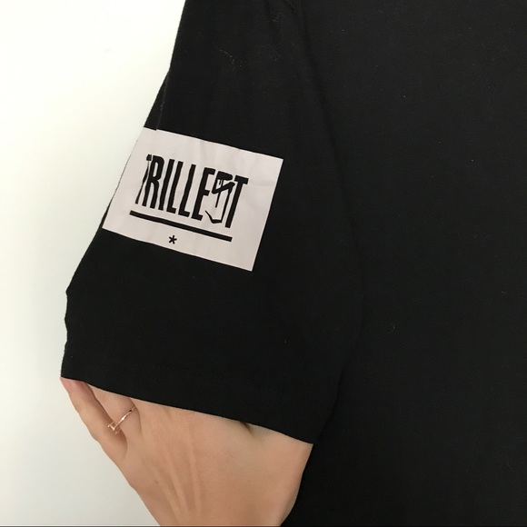 Men's Tshirt - Picture 3 of 4