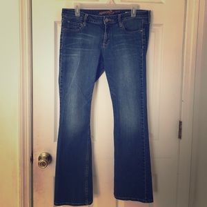 Juniors classic denim jeans