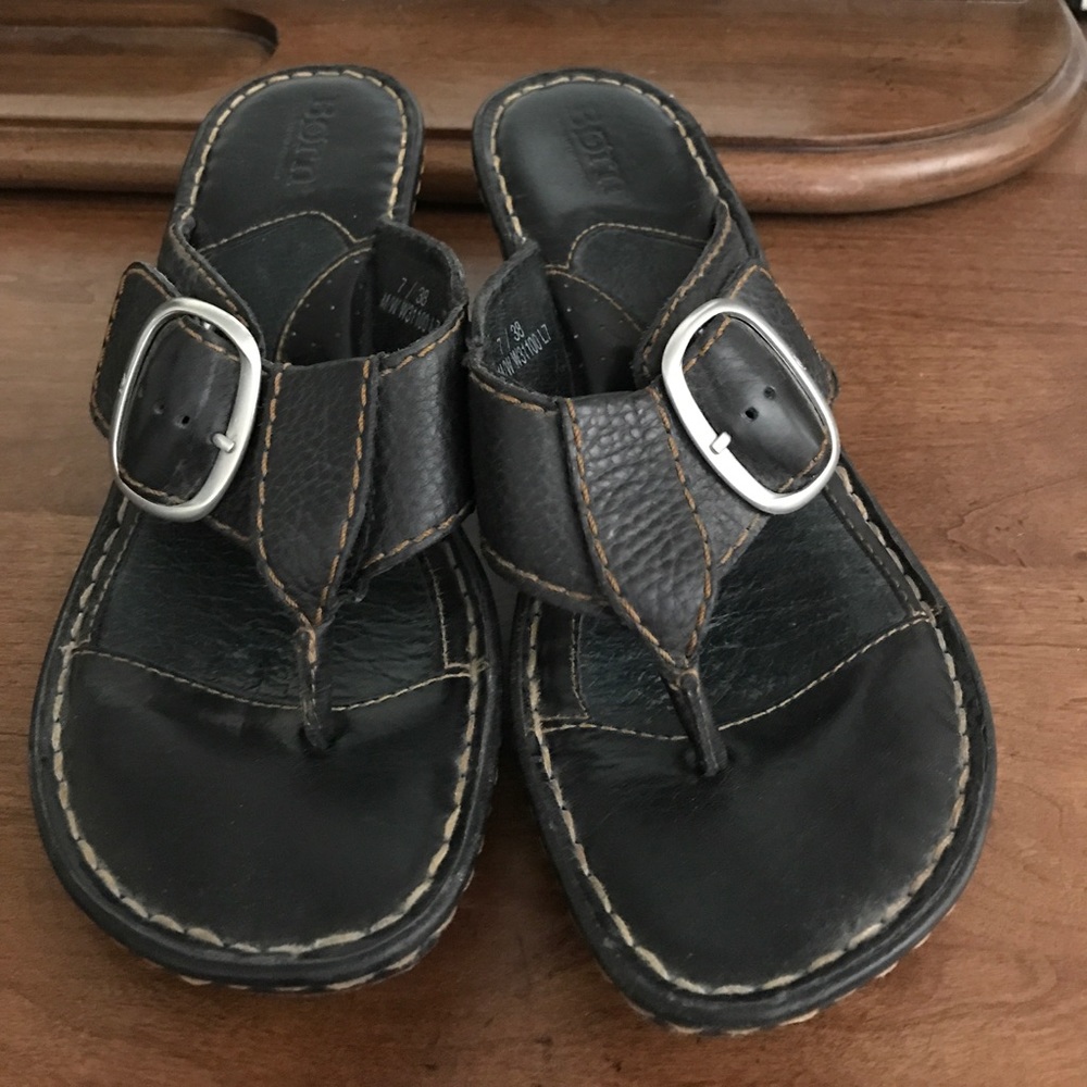 Born Flip Flop Sandals