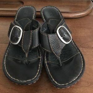 Born Flip Flop Sandals