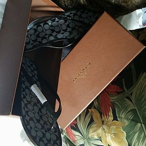 Coach Classic Lyra Flip Flops