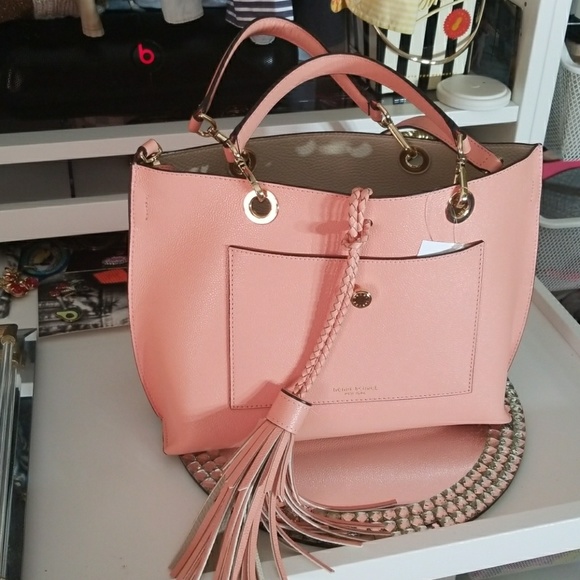 henri bendel Handbags - Henri Bendel bag