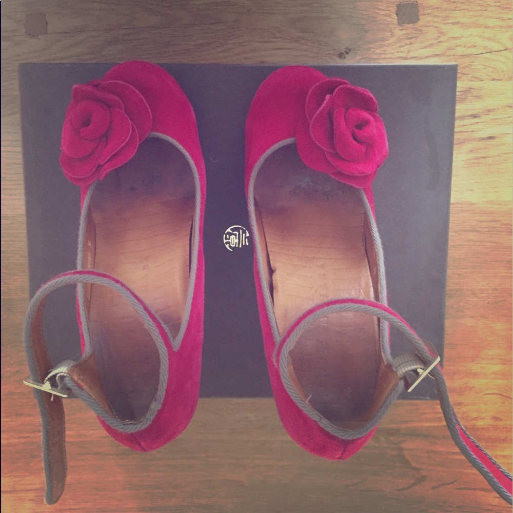 Gorgeous Red Suede Pumps with Rose Detail