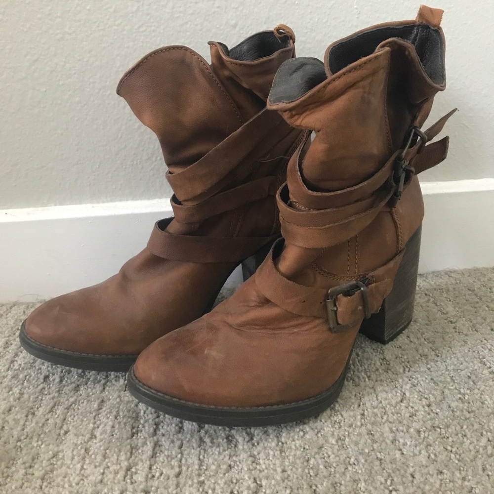 Steve Madden slouchy booties