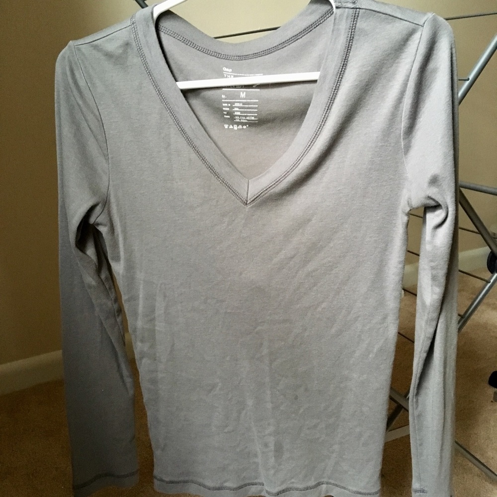 Gray GAP long sleeve tee. Size medium