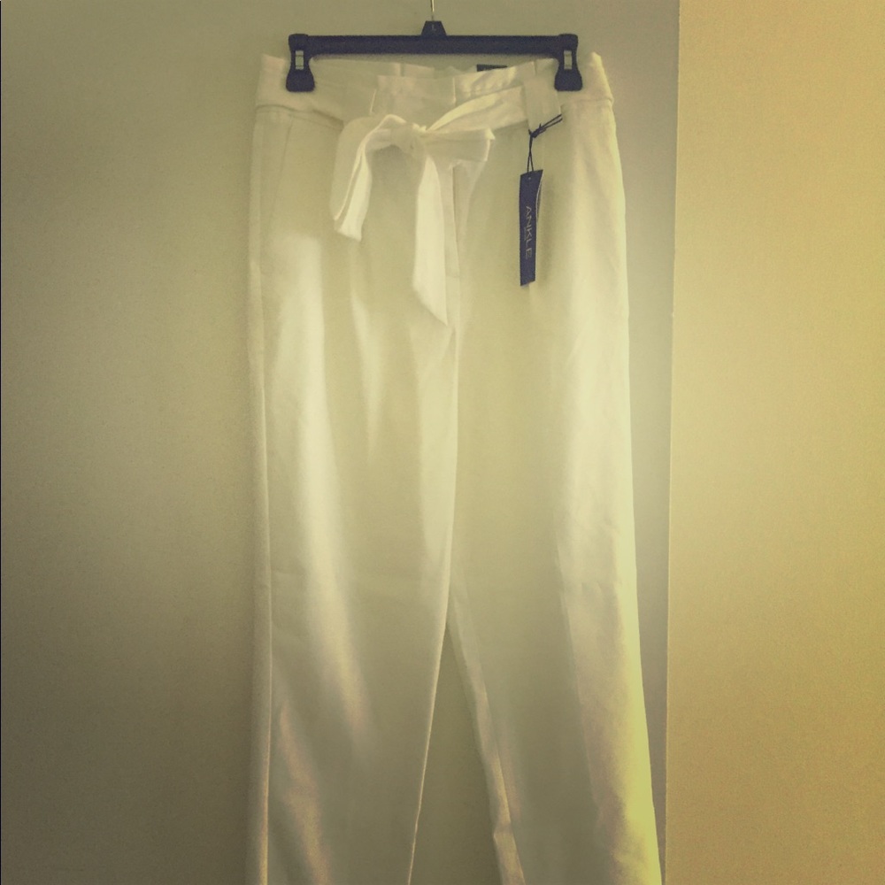 NWT Linen blend belted ankle pant