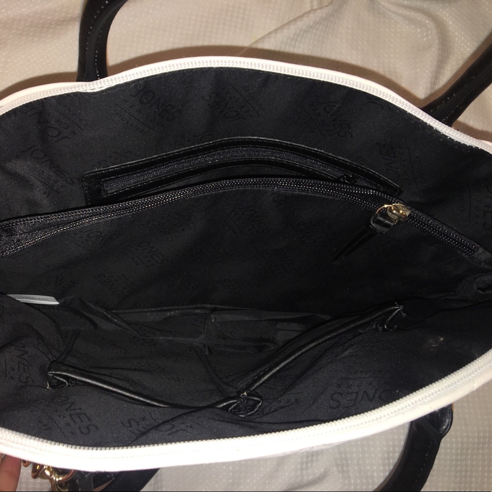 Purse - Picture 3 of 5