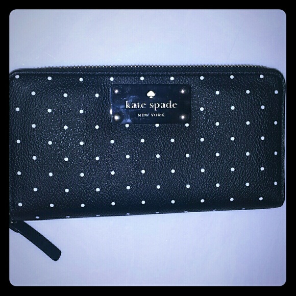 Kate Spade wallet - Picture 1 of 4