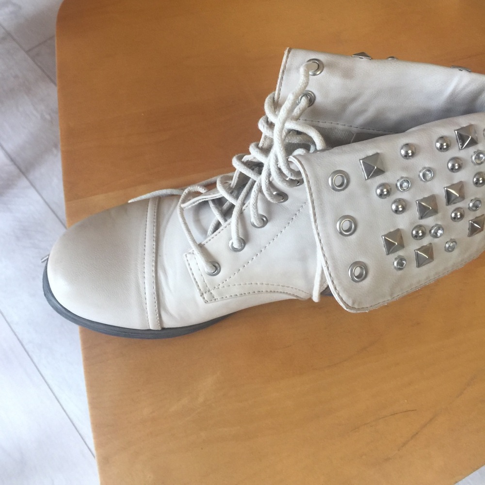 boots