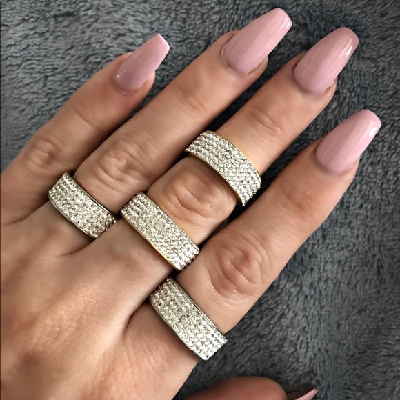 Crystal Band Ring - Picture 2 of 4