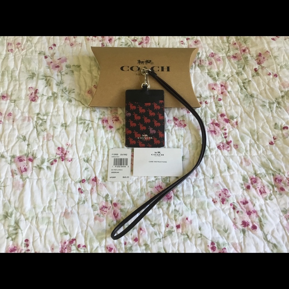 🌺Coach Lanyard ID Badge Holder Case NWT. - Picture 3 of 5