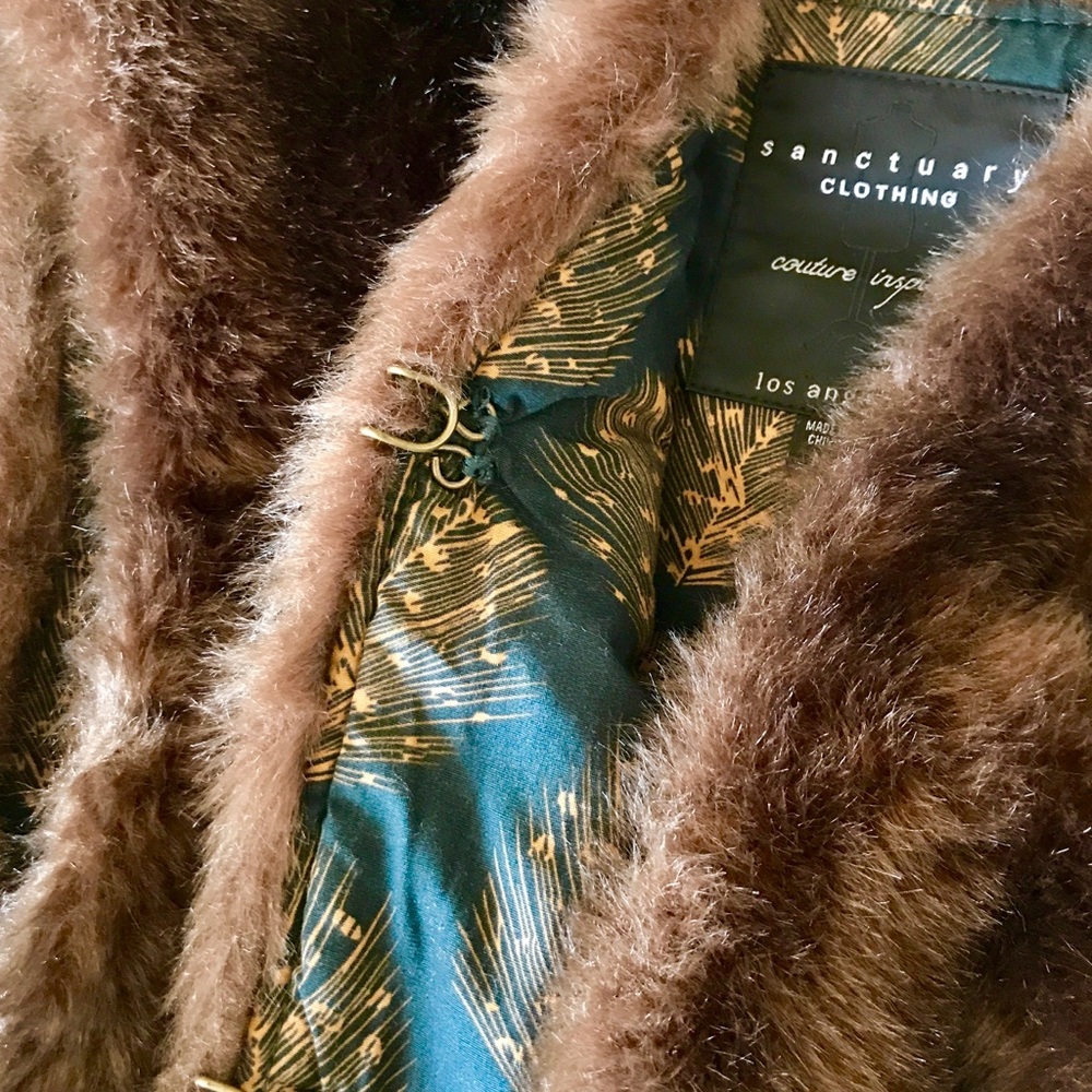 Anthro Luxurious Faux Fur Vest - Picture 8 of 8