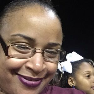 Meet your Posher, Ayisha