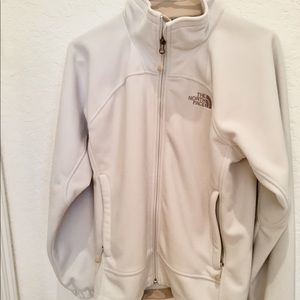 FINAL PRICE - The North Face Windwall fleece