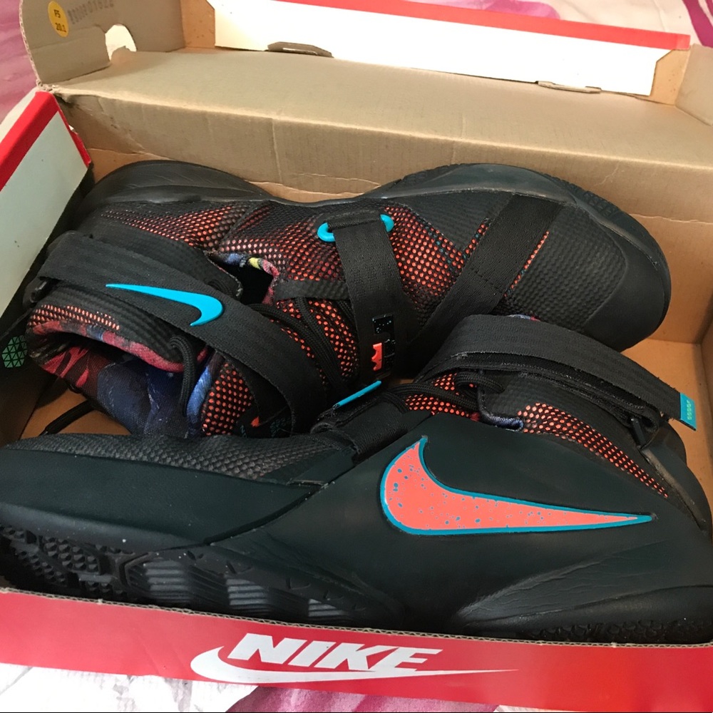 Lebron James Nike shoes