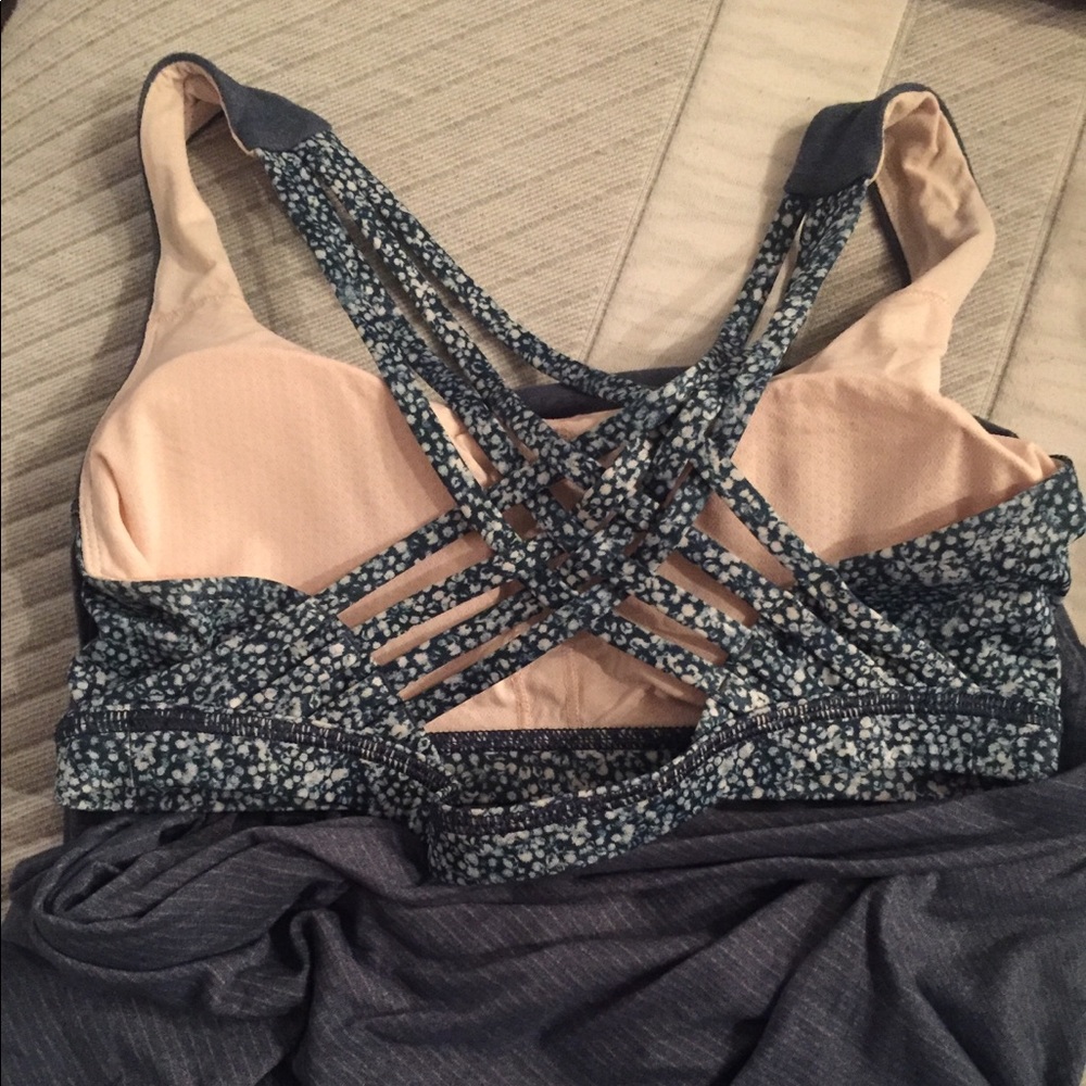 Lululemon tank with built-in sports bra
