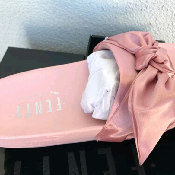Fenty puma flip flops - Picture 5 of 6