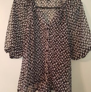 Black & white blouse