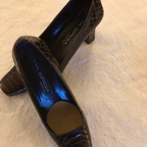 Via Spiga Pumps