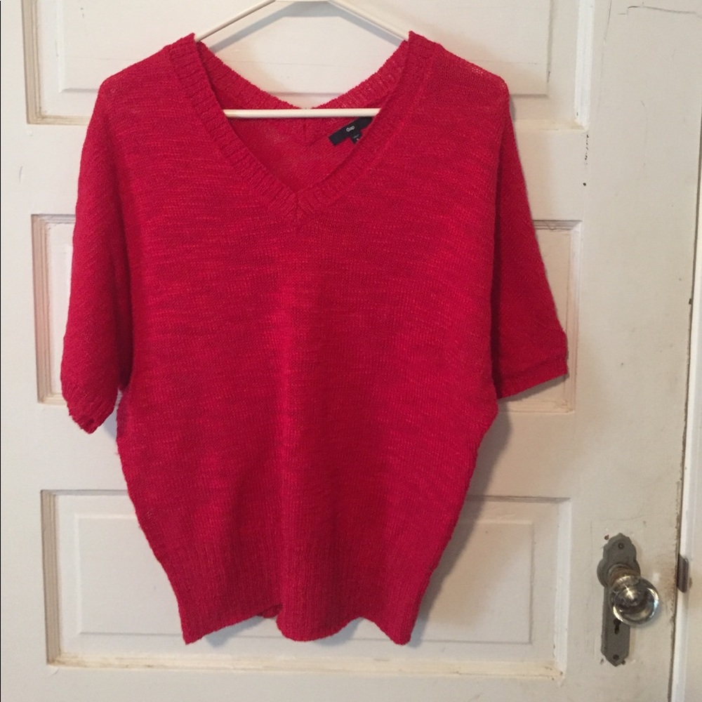 SOLD - Gap sweater
