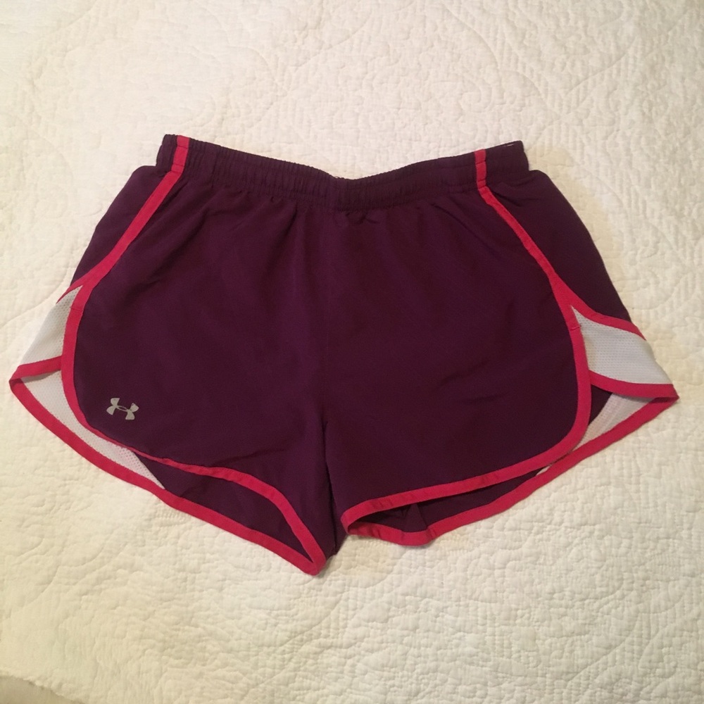 SO COMFY Under Armor Running Shorts!!