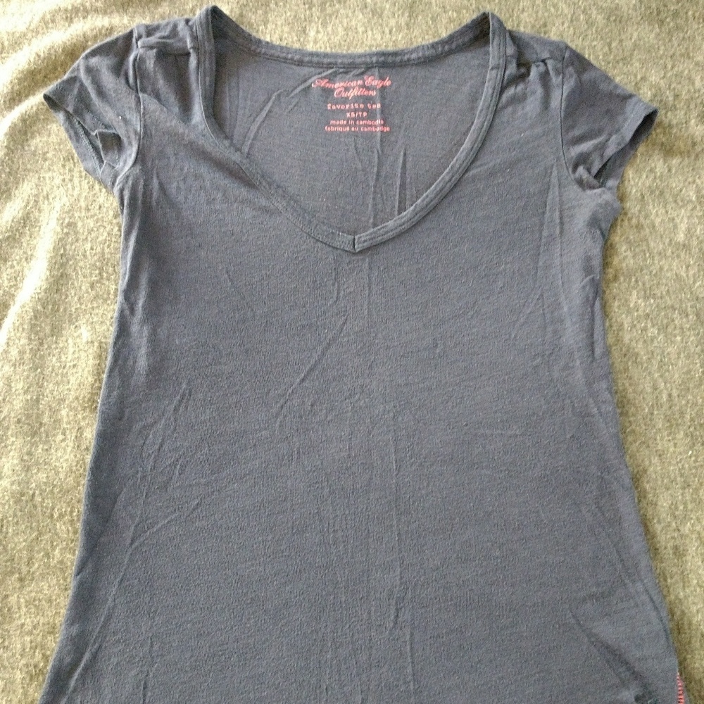 American Eagle Favorite Tee