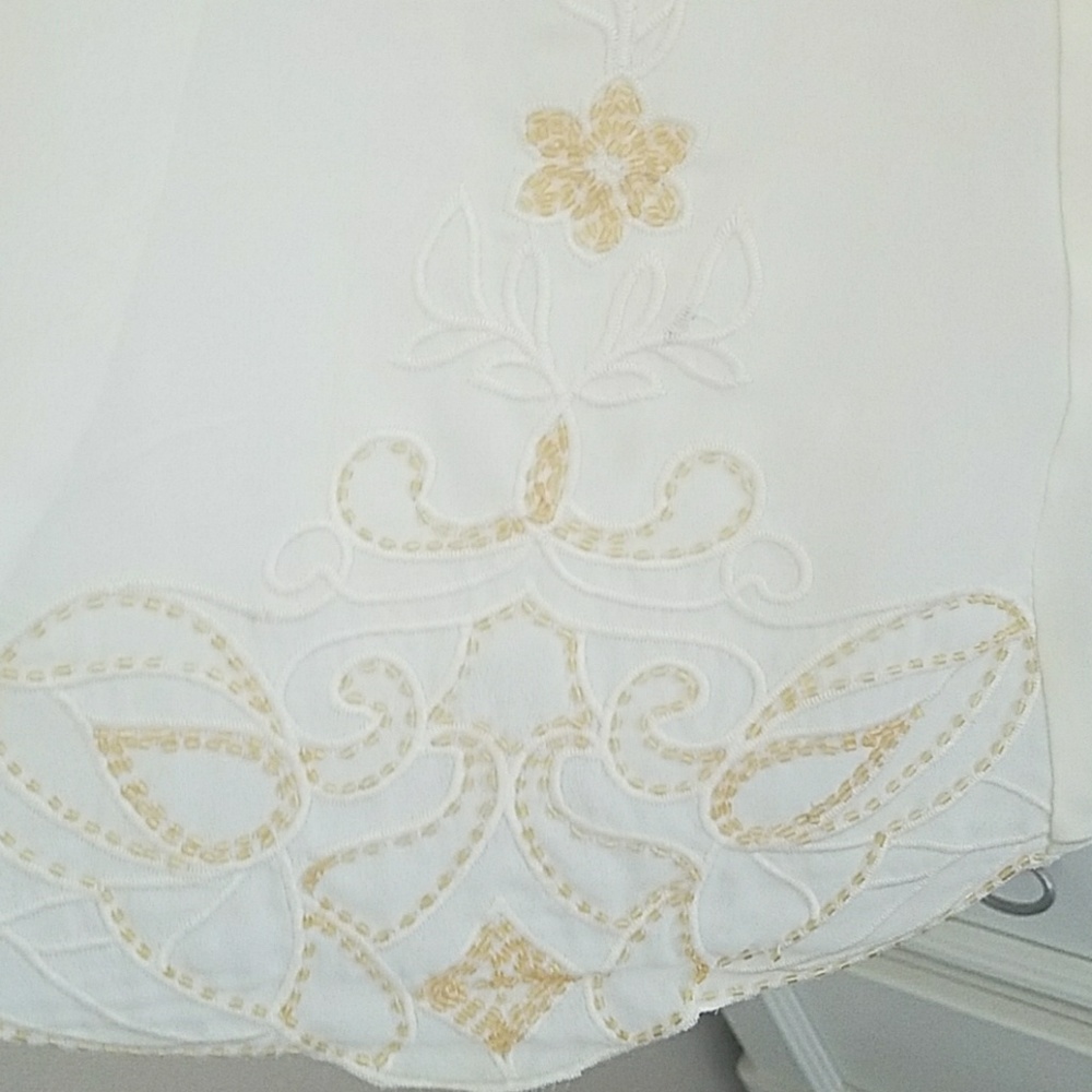 ❤️ LAST ONE ❤ Gorgeous Flowy Cage Back Top - Picture 4 of 8