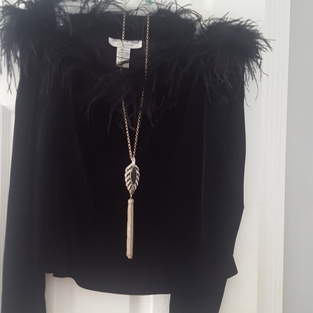 Price Drop!!!!! Awesome Jackie Jon Top