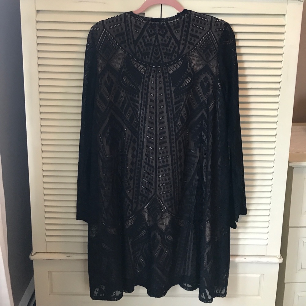 Dress - Picture 2 of 4