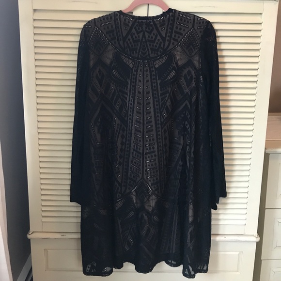 Dress - Picture 2 of 4