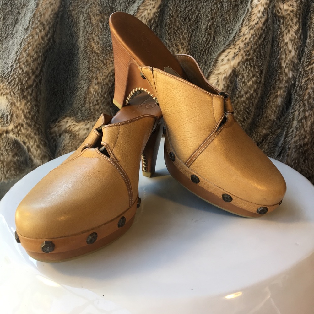 COLE HAAN Platform Mules Heels Tan Leather 8B