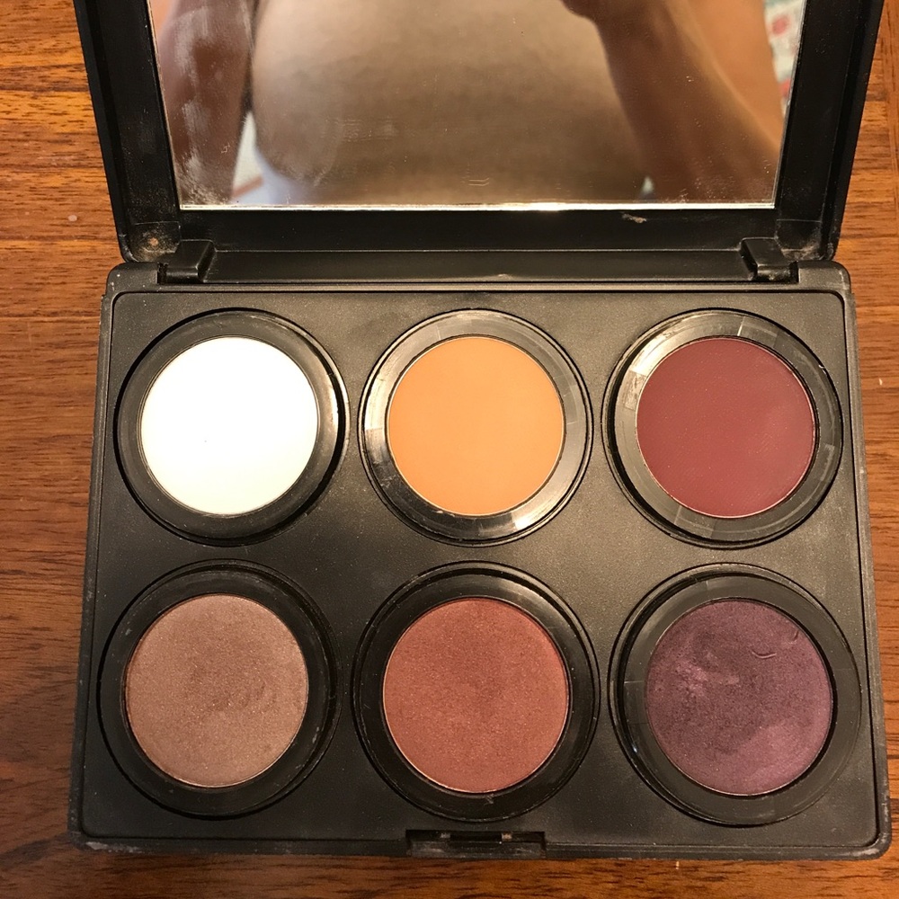 🌺Bobbi Brown Eye Shadow Pallett🌺