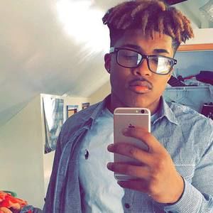 Meet your Posher, Kaylon