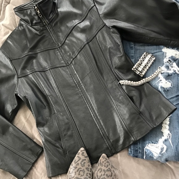 Vintage Black Leather Jacket - Picture 1 of 6