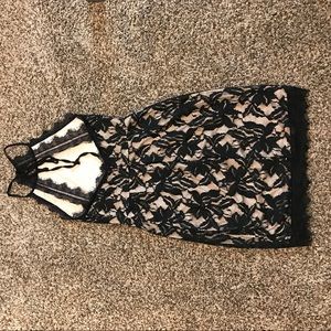 Fitted Lace Cocktail Dress