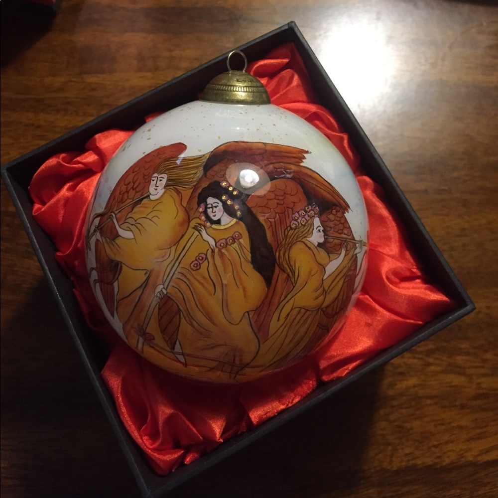 Glass ball