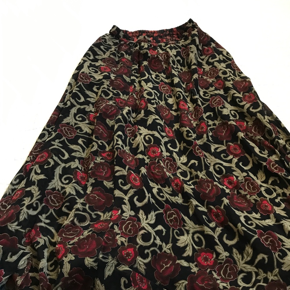 Reversible floral maxi skirt