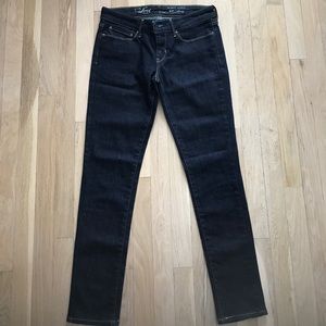 Levi's Dark Denim Skinny Jeans - Size 27 x 30