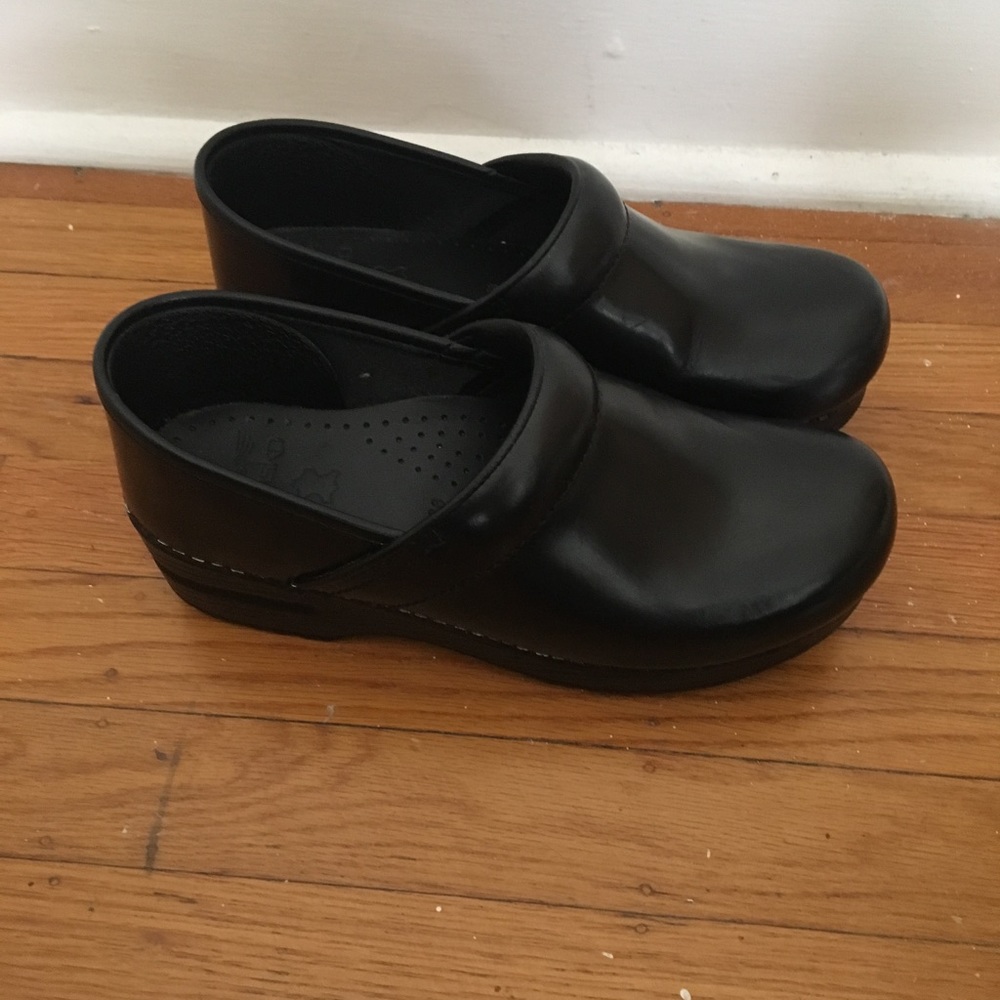 Black Dansko clogs