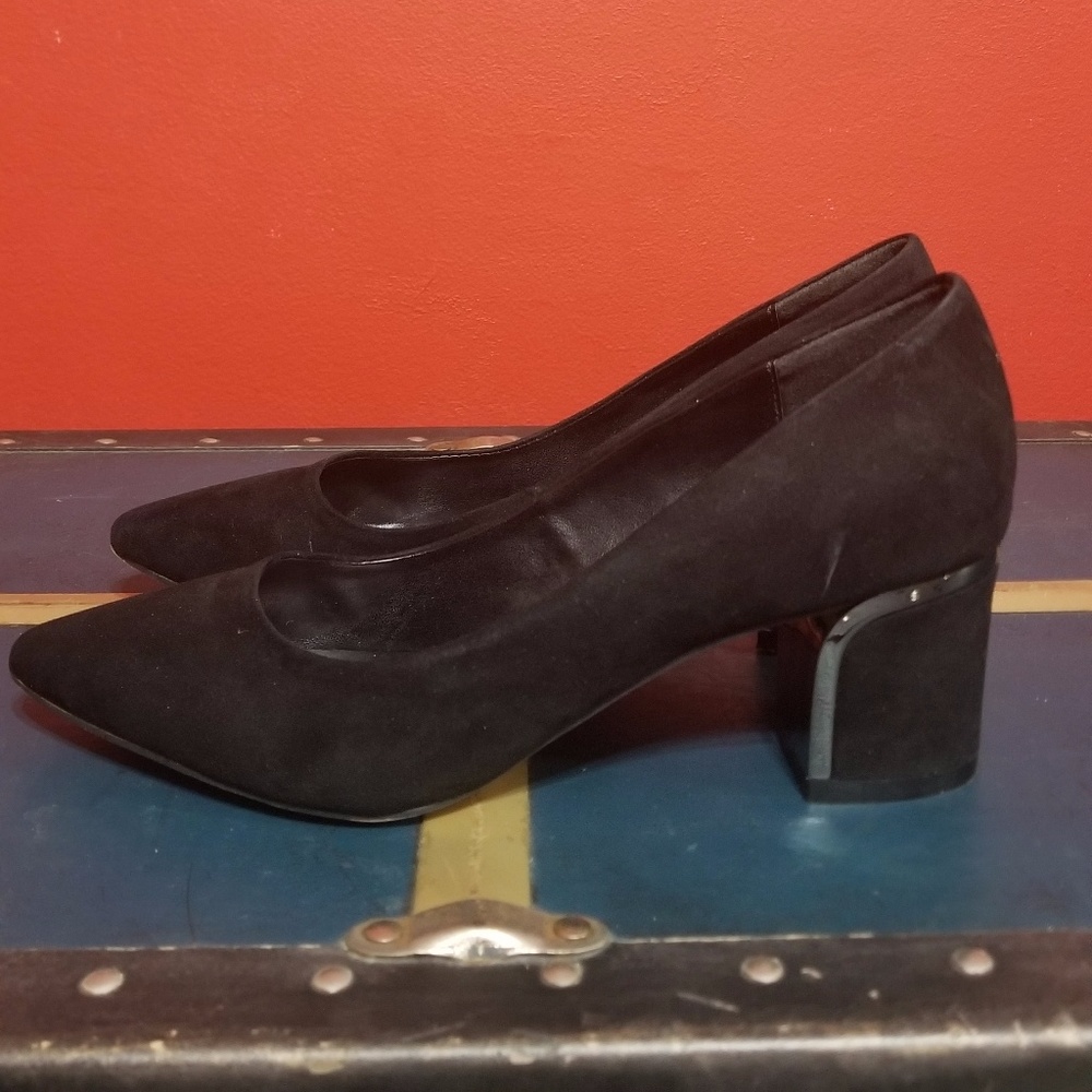 ⚡FINAL PRICE 💥Black Suede Athena Alexander Pumps