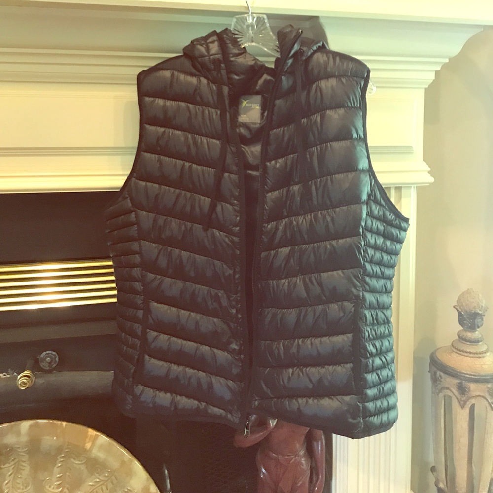 Old navy active vest